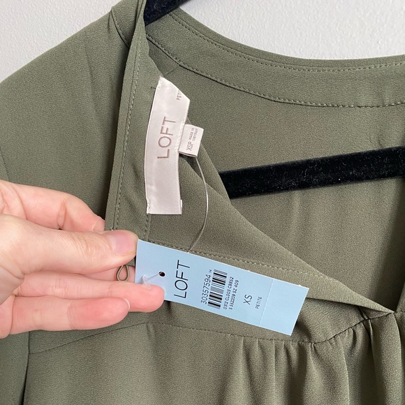 NWT LOFT blouse - Picture 4 of 6